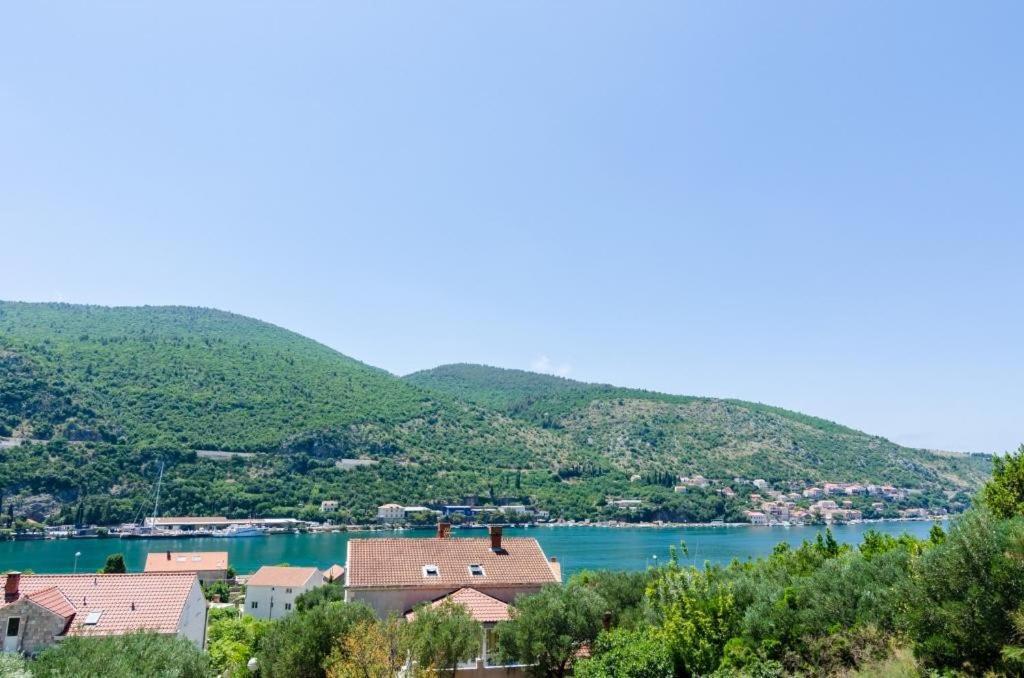Apartments Peco Mokošica Eksteriør bilde