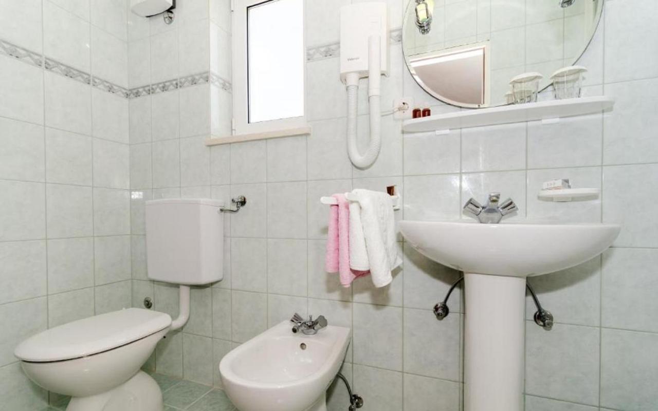Apartments Peco Mokošica Eksteriør bilde